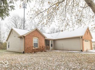 931 Sable Ridge Dr, Greenwood, IN 46142