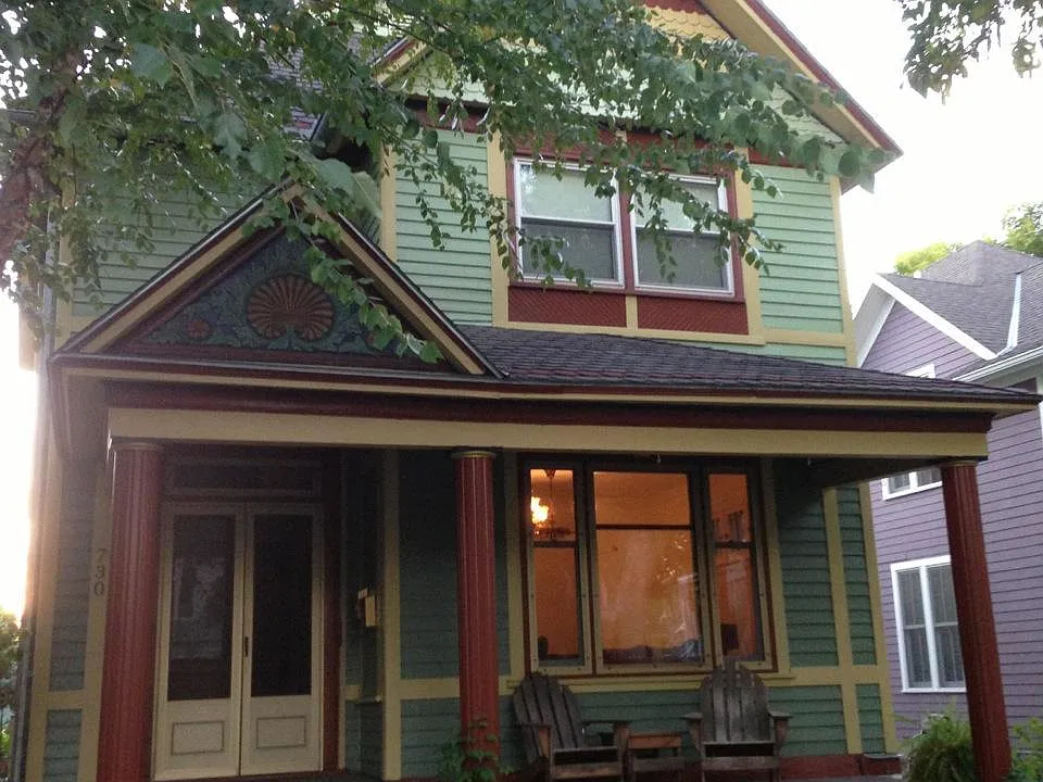 Building Photo