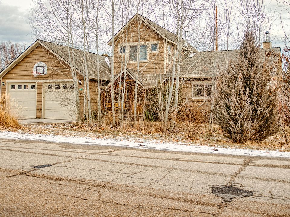 Exterior_4
