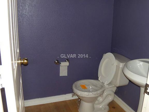 4th image of 8124 Redskin Cir
