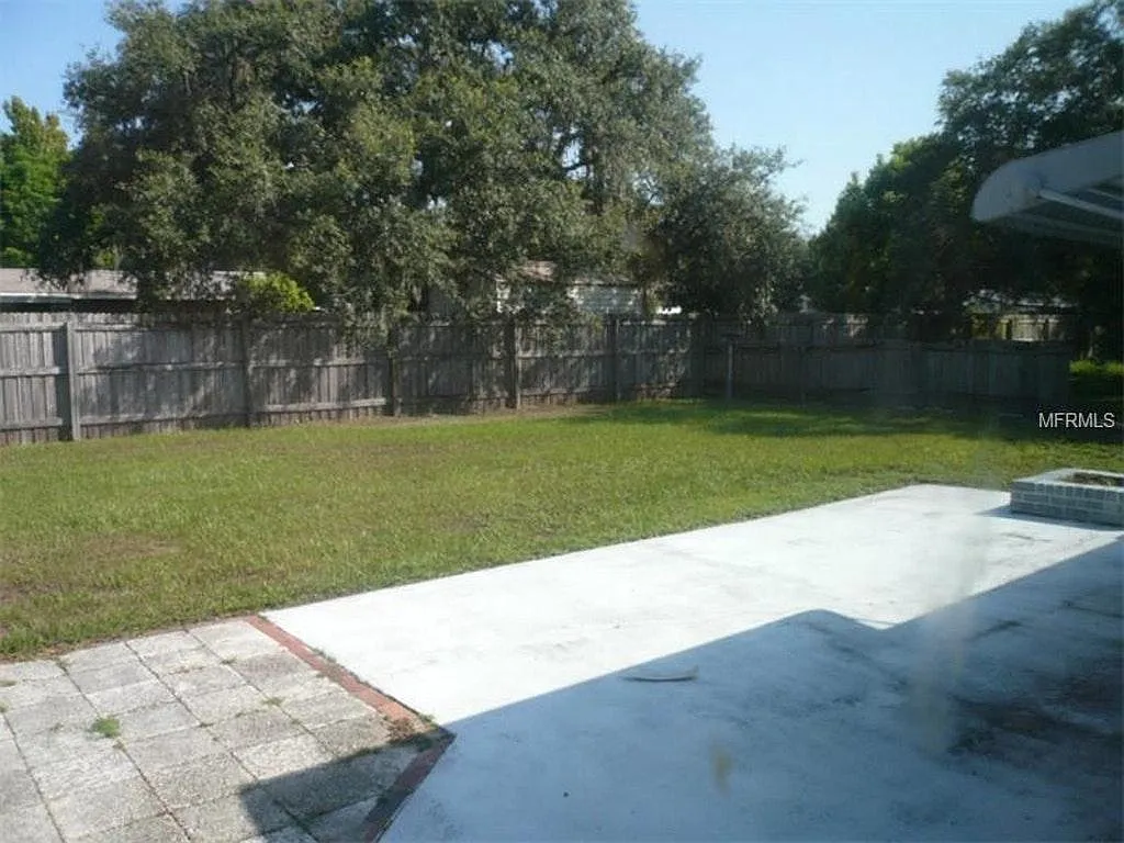 3 bed, 1738 sqft, $2,275 — Photo 3