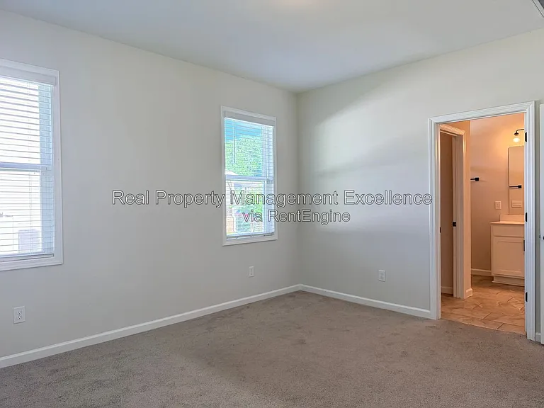 101 Brody Pine Way — Photo 21