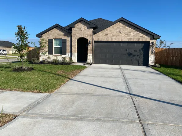 5203 Stone Hill Ct, Fresno, TX 77545