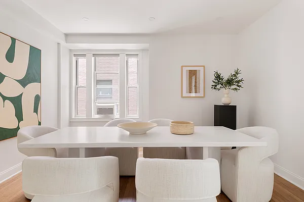 Sold by Nest Seekers International | media 5