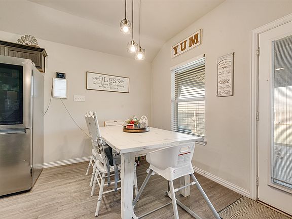 5th image of 600 Cottage Row