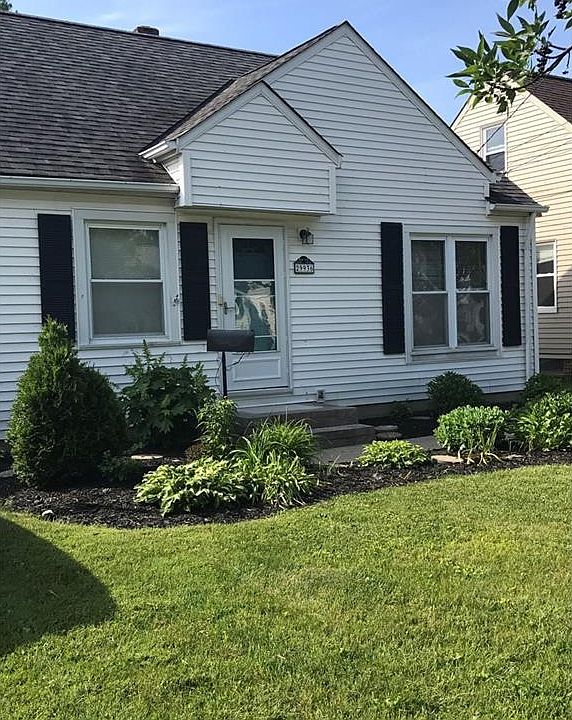 1st image of 29936 Phillips Ave
