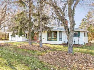 N6691 Seminary Rd, Oneida, WI 54155