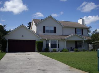 105 Huntington Dr, Kingsland, GA 31548