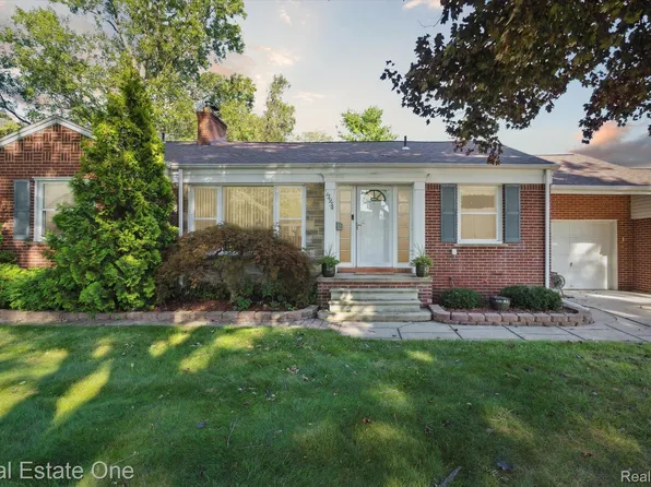 13934 Farley, Redford, MI 48239
