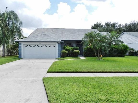 2nd image of 2118 Tiptree Cir