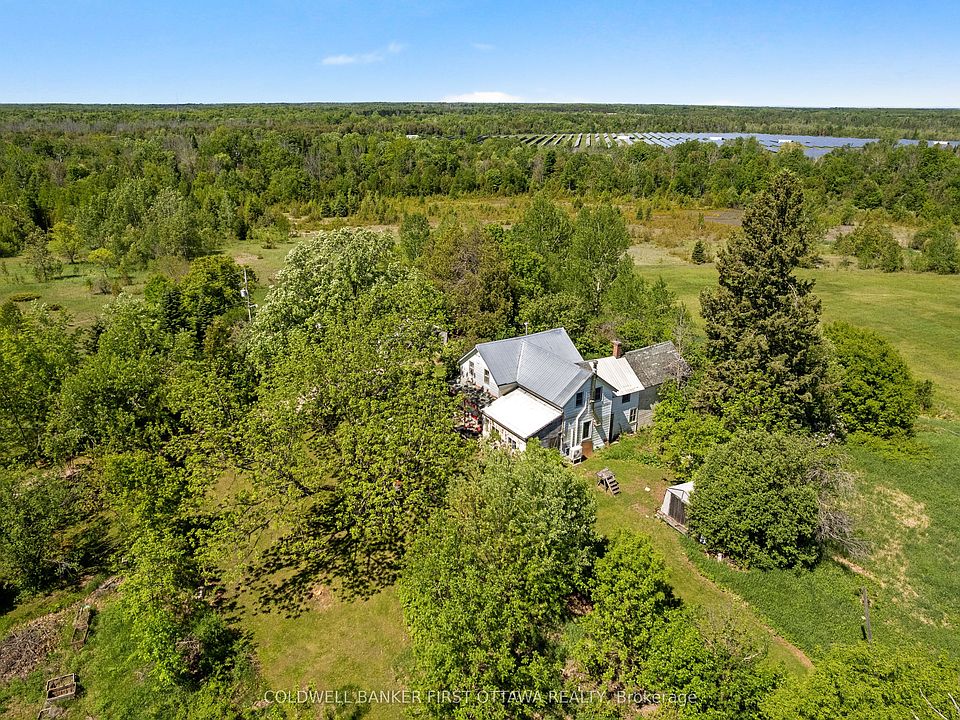 1st image of 400 Buttermilk Hill Rd