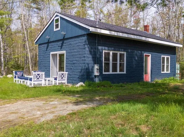 70 Pinkham Road, Damariscotta, ME 04543