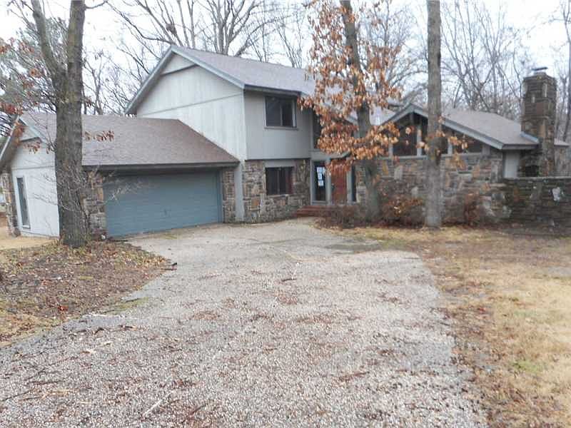 1st image of 106 Betsy Ln