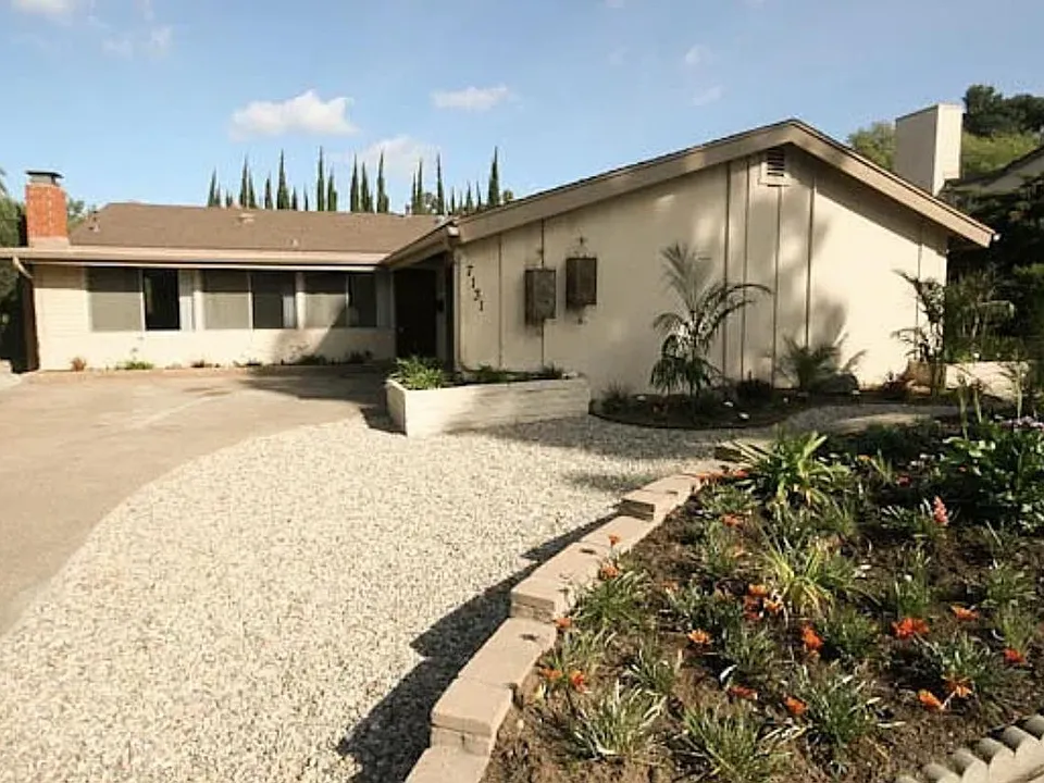 7131 Princess View Dr