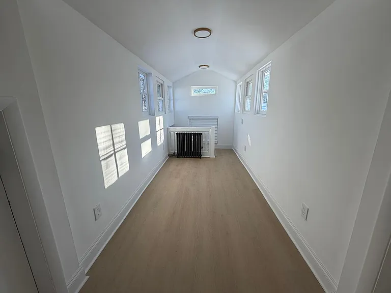 309 S 2nd Ave — Photo 23