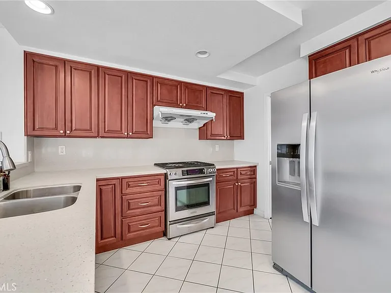 11413 Lower Azusa Rd — Photo 6