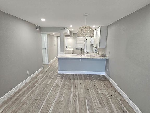 Living/Kitchen