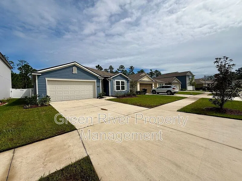 4 bed, 2.0 bath, 1856 sqft, $2,200 — Photo 3