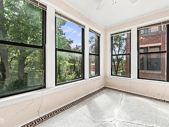 5th image of 5438 S Harper Ave #2N