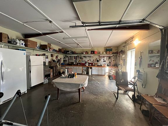 5th image of 1254 Randell St