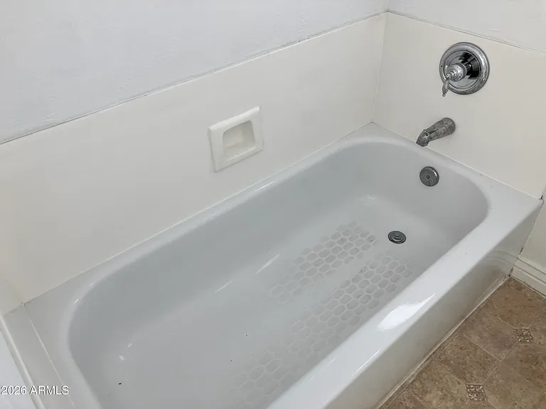 7392 W Tierra Buena Ln — Photo 9