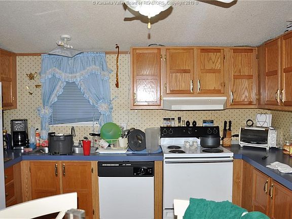 5th image of 559 Arden Ln