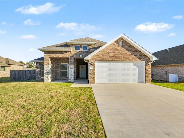 2410 Graham Ln, Pea Ridge, AR 72751