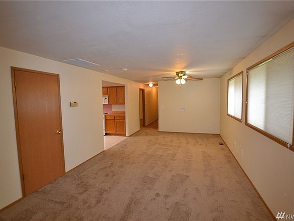 3rd image of 6244 S Montgomery St