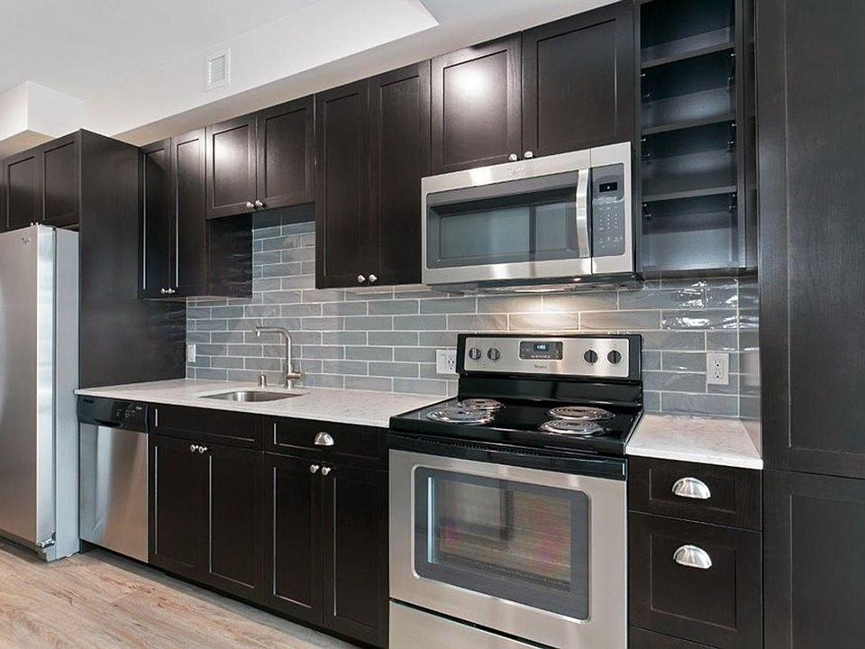 1st image of 601 E Pike St #P2qv1g3pm