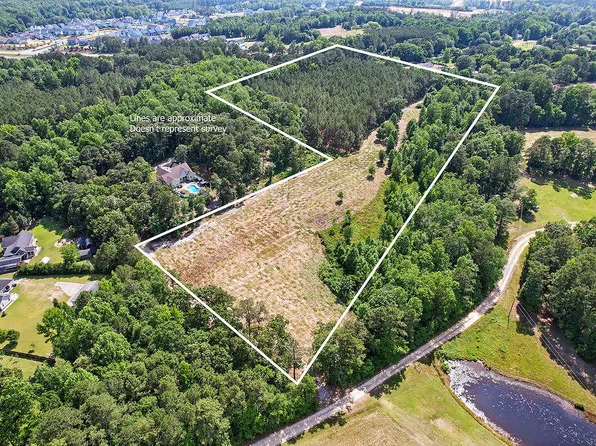 319 Vanstore Dr #5, Fuquay Varina, NC 27526