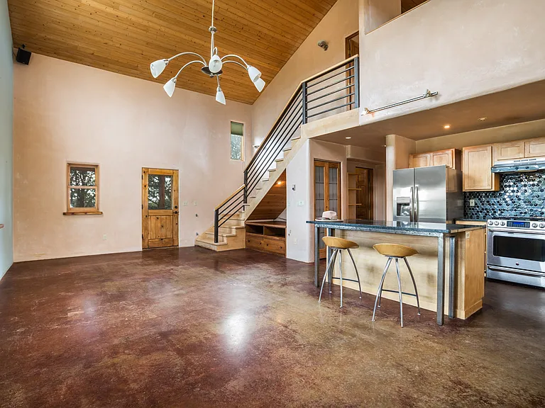 27 Spanish Peaks Rd — Photo 3