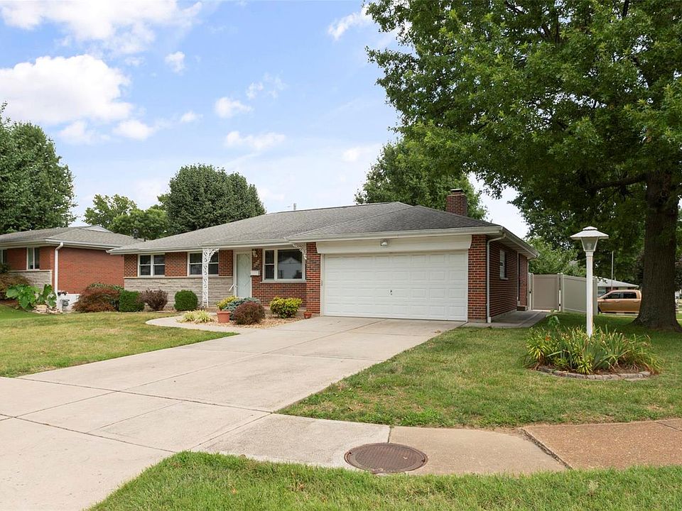 744 Forman Rd, Saint Louis, MO 63123 Zillow