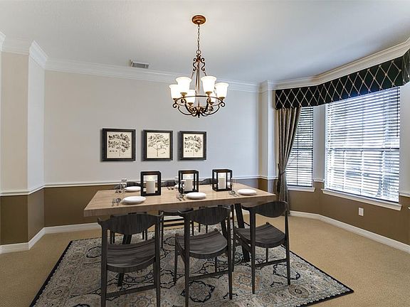 4th image of 2314 New South Wales Ct