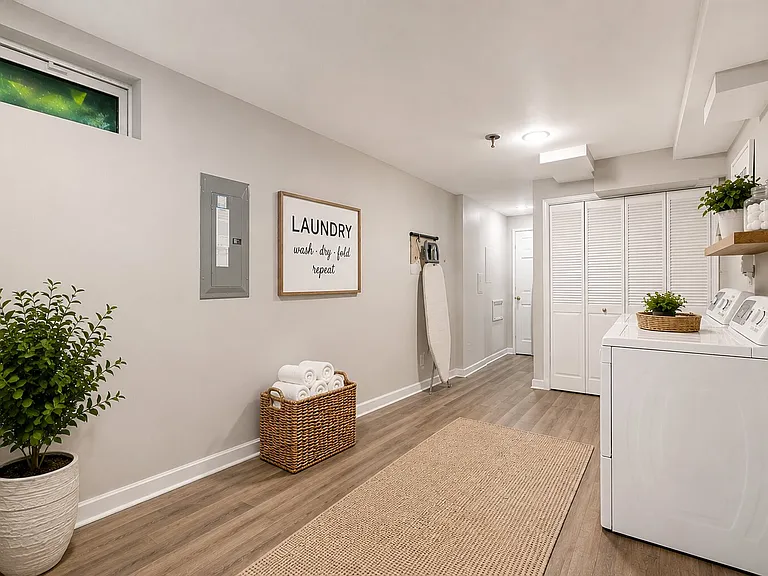 634 Village Green Blvd E — Photo 14