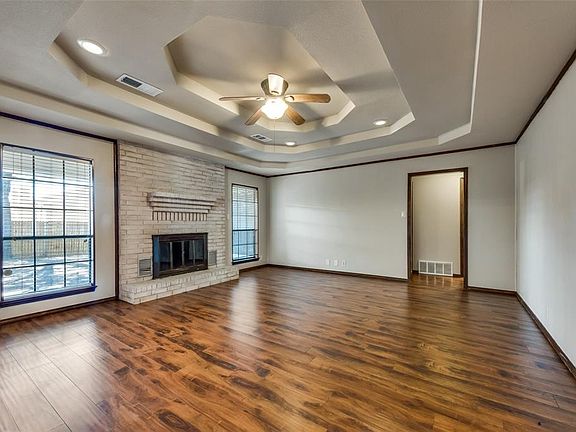3rd image of 100 Buffalo Creek Cir