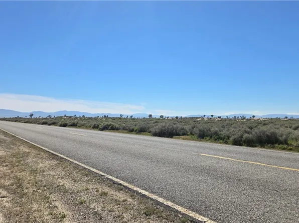 120 120th St E #F6-lot 20, Lancaster, CA 93535
