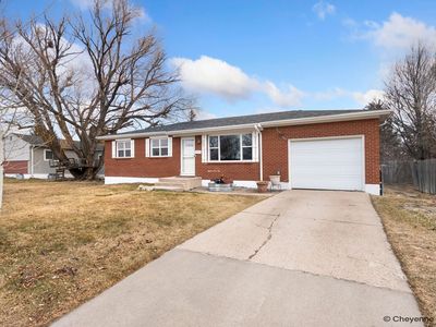 711 Monroe Ave, Cheyenne, WY, 82001