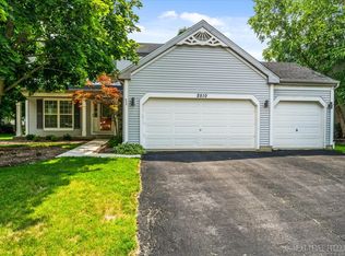 2510 Little Creek Ln, Aurora, IL 60506