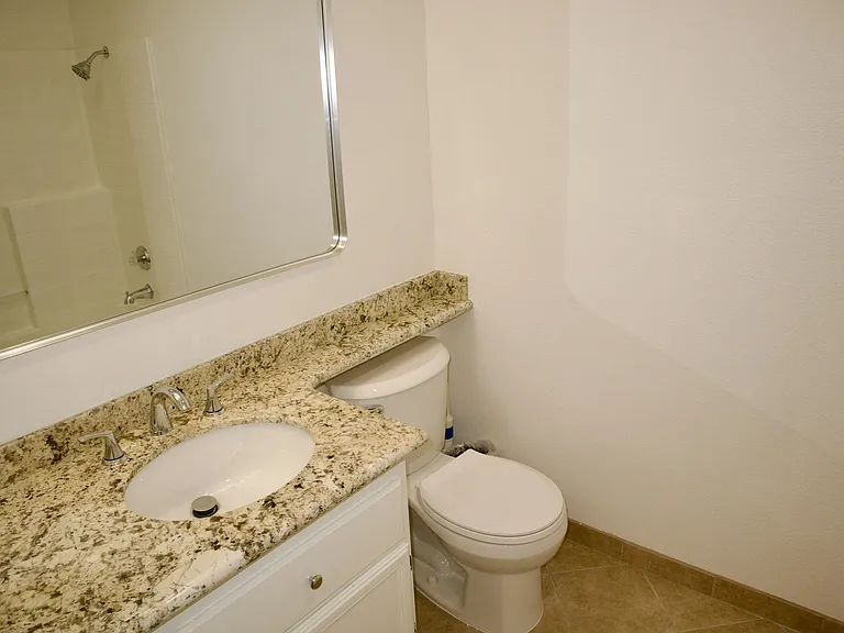 21834 S Vermont Ave #1 — Photo 14