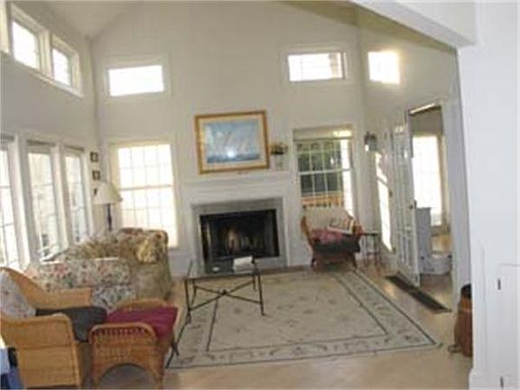 3rd image of 223 Sandpiper Ln #Vh405-12