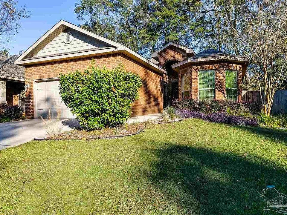 1st image of 2518 Redford Dr