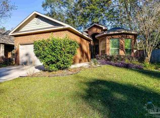 2518 Redford Dr, Cantonment, FL 32533