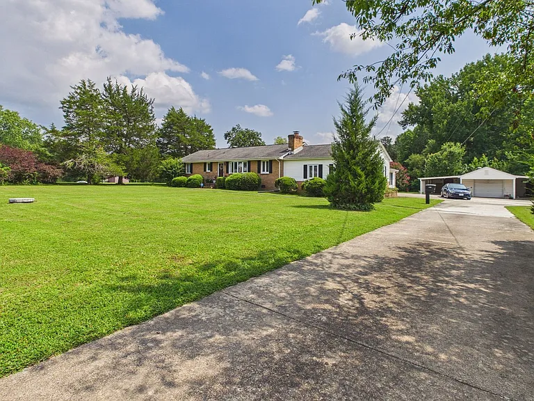 11625 Reedy Branch Rd — Photo 4