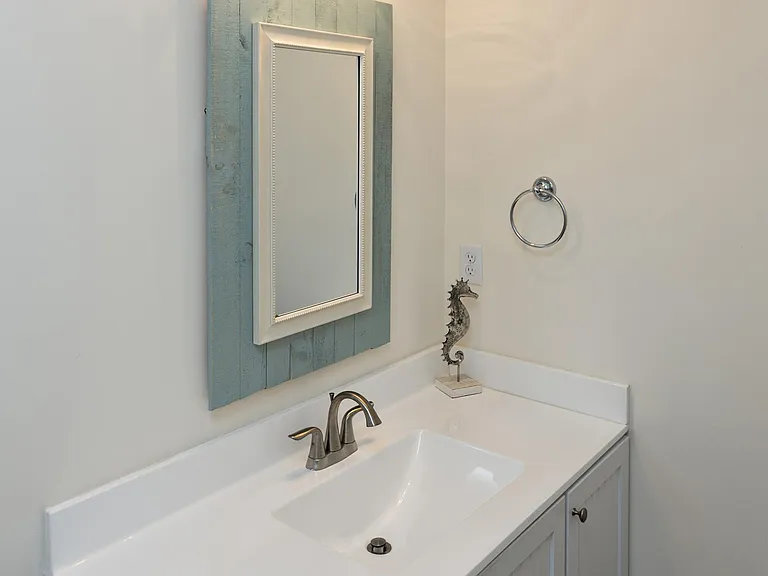 321 26th Half St — Photo 11