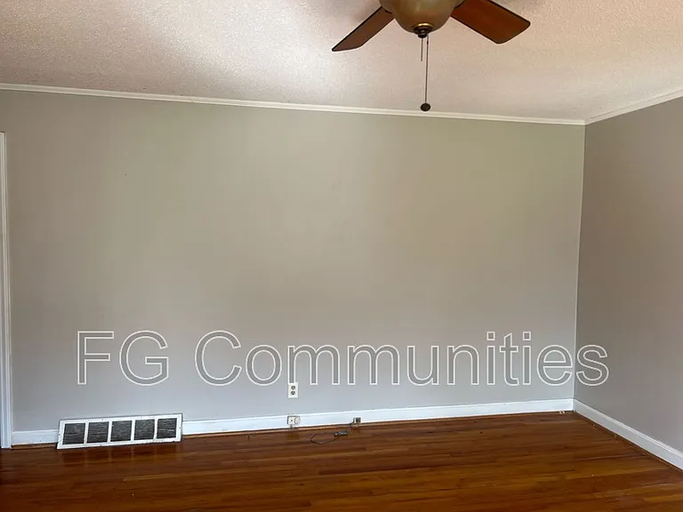 5212 Lewis Rd — Photo 12