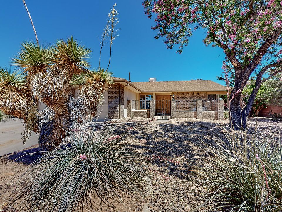 1st image of 5517 Camino Viento NW