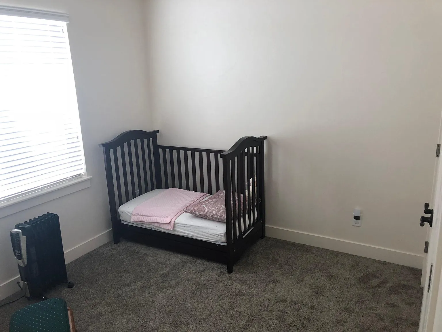 2 bed, 1300 sqft, $1,500 — Photo 4