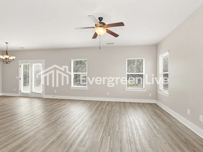 5849 Cheshire Cove Trl — Photo 2