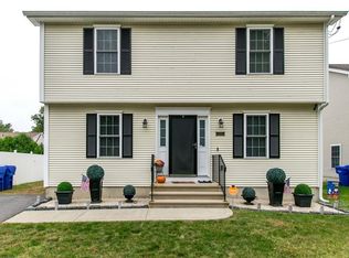 216 Jamaica St, Springfield, MA 01119