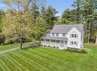 5 Fineview Rd, Windham, NH 03087